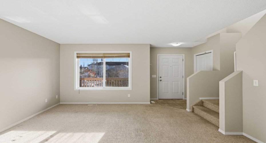 105 Drake Landing Common, Okotoks, Alberta T1S 0C9, 3 Bedrooms Bedrooms, ,2 BathroomsBathrooms,Residential,For Sale,Drake Landing,A2279864