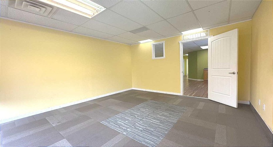 1710 Centre Street, Calgary, Alberta T2E 2S7, 0 , 0 ,0,Commercial,For Lease,Centre,0,A2277996