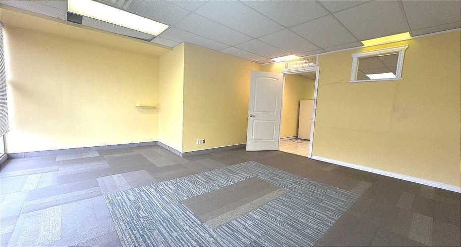 1710 Centre Street, Calgary, Alberta T2E 2S7, 0 , 0 ,0,Commercial,For Lease,Centre,0,A2277996