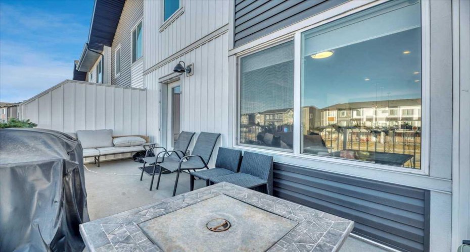 280 Chelsea Road, Chestermere, Alberta T1X2X9, 4 Bedrooms Bedrooms, ,3 BathroomsBathrooms,Residential,For Sale,Chelsea,A2286740