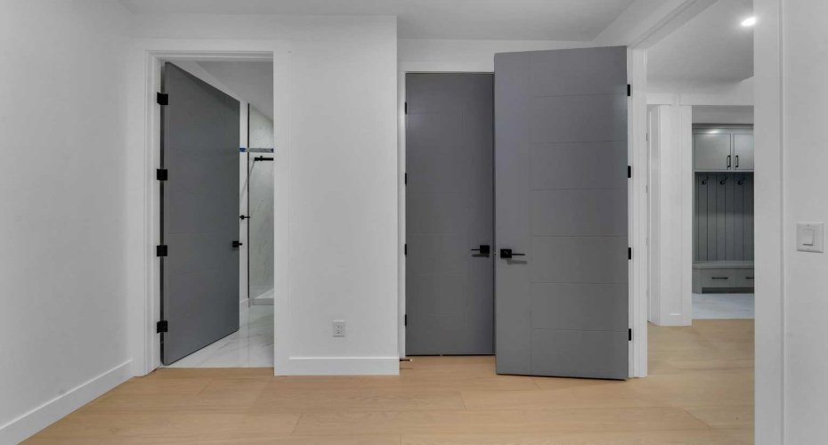 139 South Shore Road, Chestermere, Alberta T1X 3G2, 7 Bedrooms Bedrooms, ,7 BathroomsBathrooms,Residential,For Sale,South Shore,A2286744