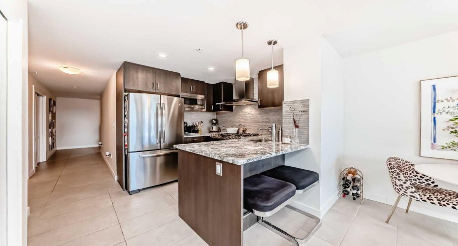 303 13 Avenue, Calgary, Alberta T2R0Y9, 2 Bedroom Bedrooms, 0 ,2 BathroomBathrooms,Residential,For Sale,13,0,A2285694