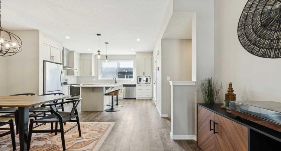 129 Dawson Drive, Chestermere, Alberta T1X 1Z8, 4 Bedrooms Bedrooms, ,4 BathroomsBathrooms,Residential,For Sale,Dawson Drive,A2286862