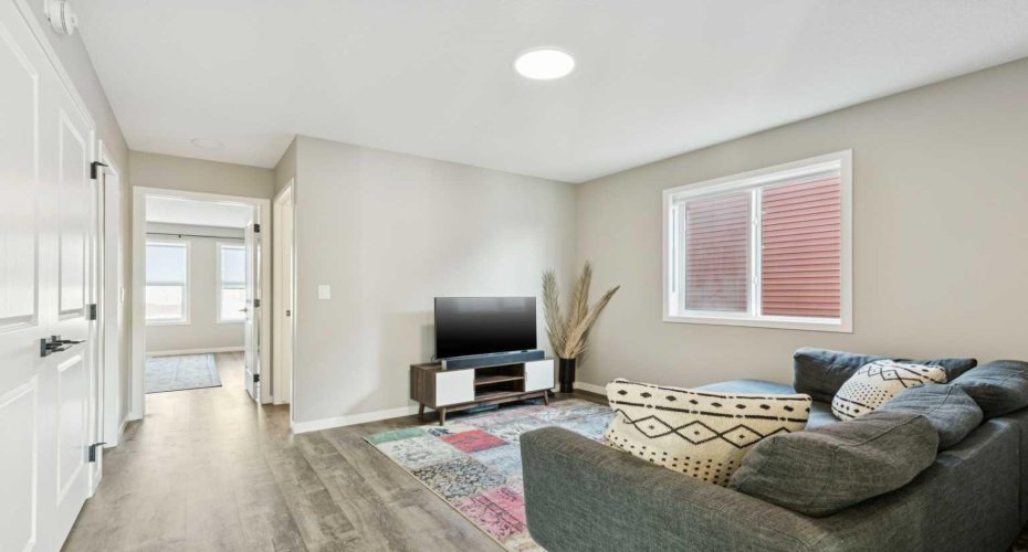 129 Dawson Drive, Chestermere, Alberta T1X 1Z8, 4 Bedrooms Bedrooms, ,4 BathroomsBathrooms,Residential,For Sale,Dawson Drive,A2286862