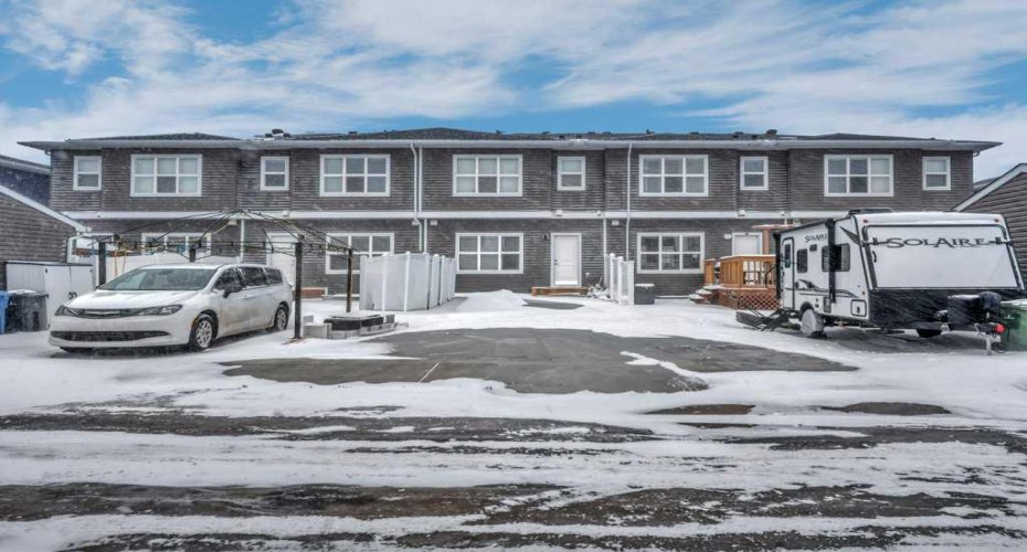 448 West Lakeview Drive, Chestermere, Alberta T1X 2A4, 3 Bedrooms Bedrooms, ,3 BathroomsBathrooms,Residential,For Sale,West Lakeview,A2287355