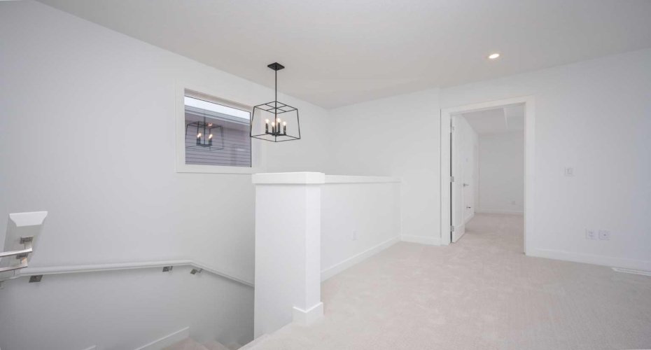 1020 West Lakeview Drive, Chestermere, Alberta T1X 2T3, 4 Bedrooms Bedrooms, ,4 BathroomsBathrooms,Residential,For Sale,West Lakeview,A2286457