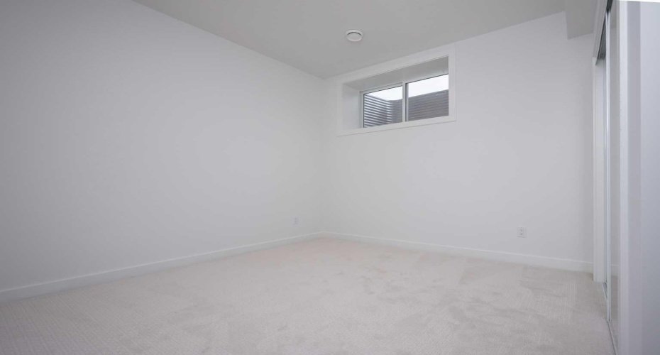 1020 West Lakeview Drive, Chestermere, Alberta T1X 2T3, 4 Bedrooms Bedrooms, ,4 BathroomsBathrooms,Residential,For Sale,West Lakeview,A2286457