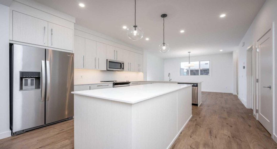 1020 West Lakeview Drive, Chestermere, Alberta T1X 2T3, 4 Bedrooms Bedrooms, ,4 BathroomsBathrooms,Residential,For Sale,West Lakeview,A2286457