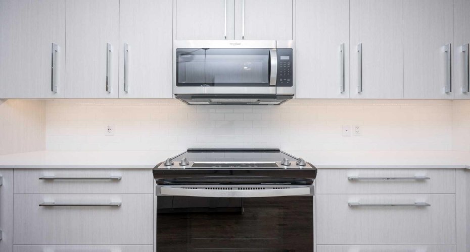 1020 West Lakeview Drive, Chestermere, Alberta T1X 2T3, 4 Bedrooms Bedrooms, ,4 BathroomsBathrooms,Residential,For Sale,West Lakeview,A2286457