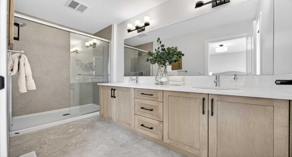 52 Fireside Common, Cochrane, Alberta T4C 3E1, 4 Bedrooms Bedrooms, ,3 BathroomsBathrooms,Residential,For Sale,Fireside,A2286463