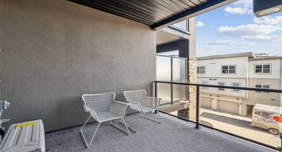 2117 81 Street, Calgary, Alberta T2H6H5, 1 Bedroom Bedrooms, 0 ,2 BathroomBathrooms,Residential,For Sale,81,0,A2286599