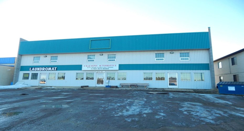 9712 97 Street, High Level, Alberta T0H 1Z0, ,Commercial,For Sale,97,A2116056