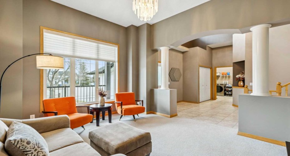 232 Springmere Place, Chestermere, Alberta T1X 1J3, 4 Bedrooms Bedrooms, ,3 BathroomsBathrooms,Residential,For Sale,Springmere,A2286877