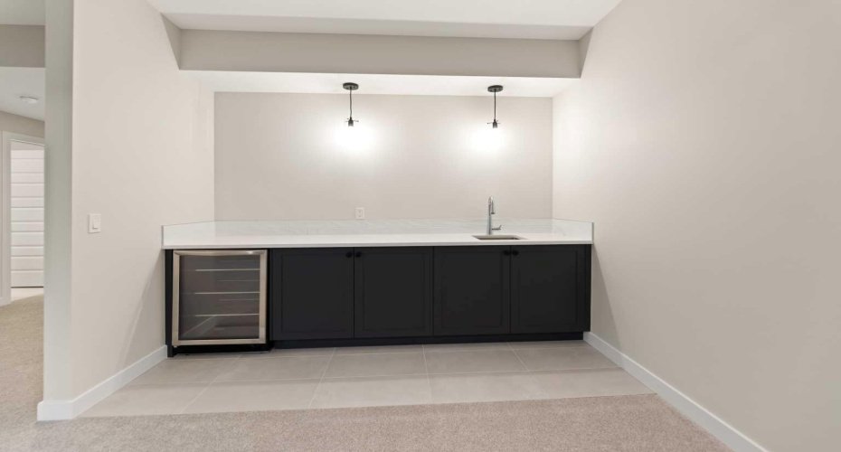 221 South Shore View, Chestermere, Alberta T1X2Y3, 6 Bedrooms Bedrooms, ,5 BathroomsBathrooms,Residential,For Sale,South Shore,A2278133