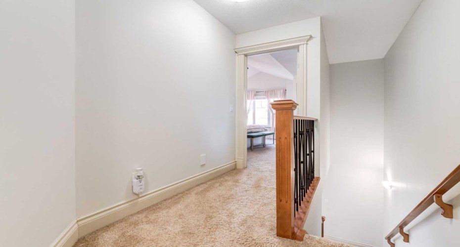 2413 2 Avenue, Calgary, Alberta T2N0H5, 3 Bedrooms Bedrooms, ,4 BathroomsBathrooms,Residential,For Sale,2,A2284500