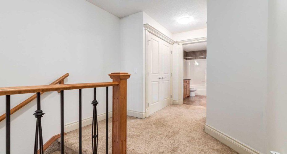 2413 2 Avenue, Calgary, Alberta T2N0H5, 3 Bedrooms Bedrooms, ,4 BathroomsBathrooms,Residential,For Sale,2,A2284500