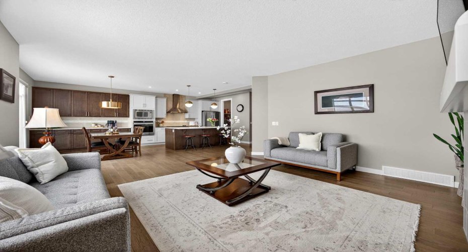 144 Sundown View, Cochrane, Alberta T4C 2N9, 5 Bedrooms Bedrooms, ,4 BathroomsBathrooms,Residential,For Sale,Sundown,A2286035