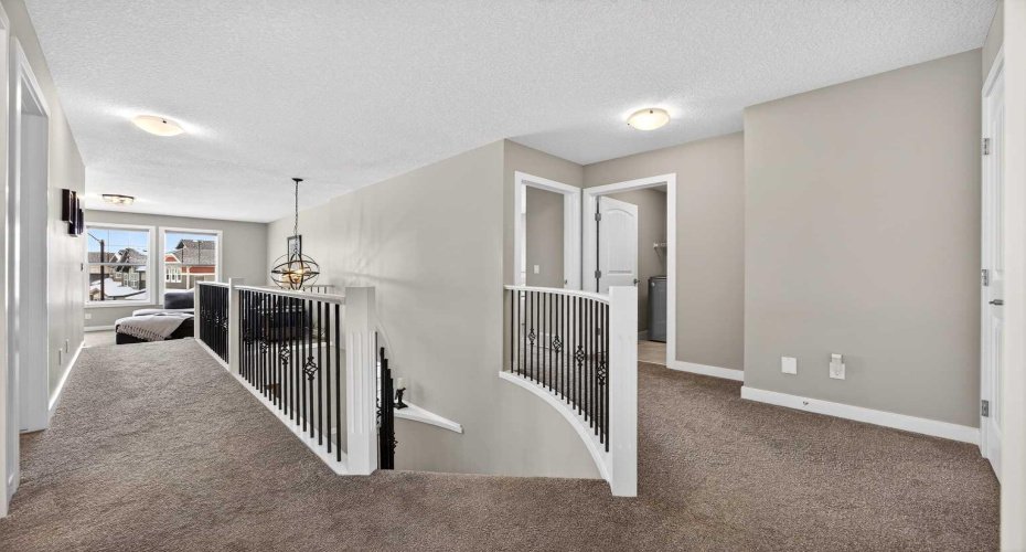 144 Sundown View, Cochrane, Alberta T4C 2N9, 5 Bedrooms Bedrooms, ,4 BathroomsBathrooms,Residential,For Sale,Sundown,A2286035