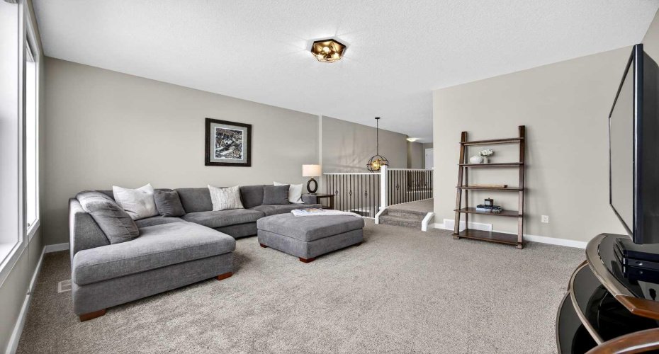 144 Sundown View, Cochrane, Alberta T4C 2N9, 5 Bedrooms Bedrooms, ,4 BathroomsBathrooms,Residential,For Sale,Sundown,A2286035