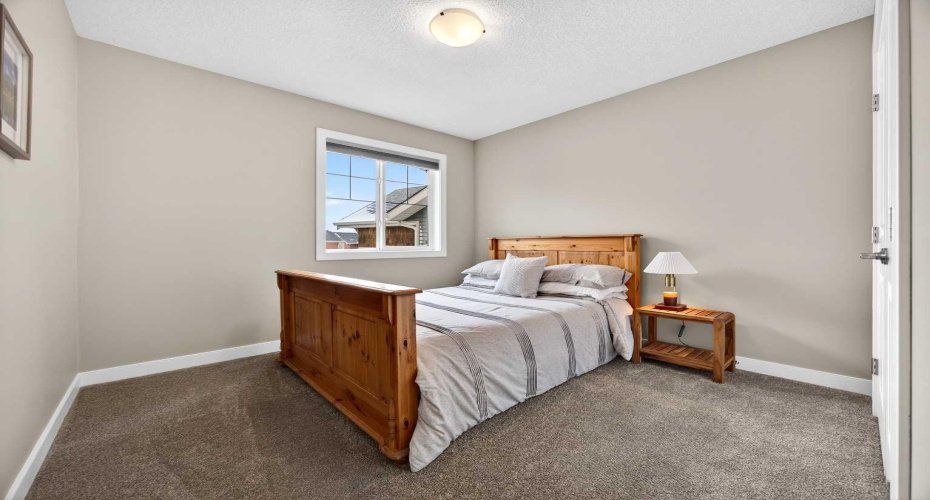 144 Sundown View, Cochrane, Alberta T4C 2N9, 5 Bedrooms Bedrooms, ,4 BathroomsBathrooms,Residential,For Sale,Sundown,A2286035