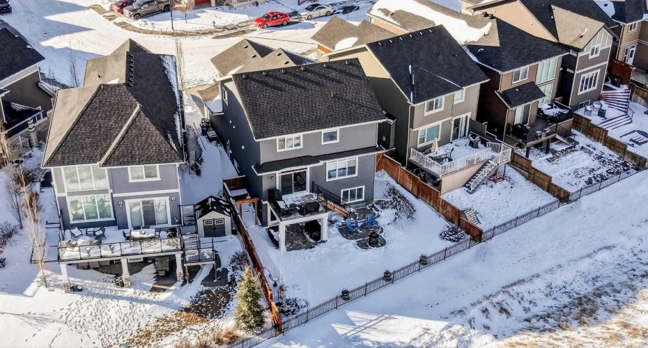 144 Sundown View, Cochrane, Alberta T4C 2N9, 5 Bedrooms Bedrooms, ,4 BathroomsBathrooms,Residential,For Sale,Sundown,A2286035