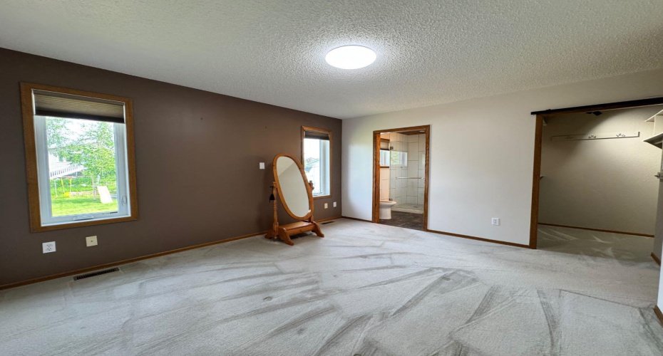 11608 106 Avenue, Fairview, Alberta T0H 1L0, 5 Bedrooms Bedrooms, ,3 BathroomsBathrooms,Residential,For Sale,106,A2286045