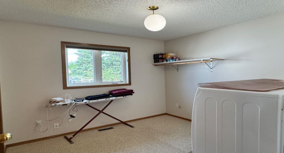 11608 106 Avenue, Fairview, Alberta T0H 1L0, 5 Bedrooms Bedrooms, ,3 BathroomsBathrooms,Residential,For Sale,106,A2286045