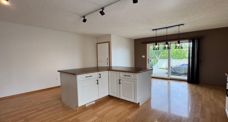 11608 106 Avenue, Fairview, Alberta T0H 1L0, 5 Bedrooms Bedrooms, ,3 BathroomsBathrooms,Residential,For Sale,106,A2286045