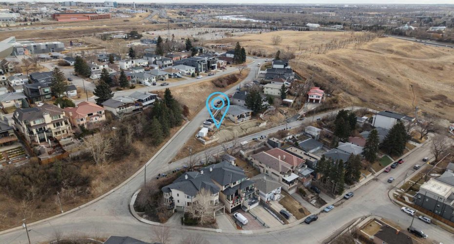 205 Thomson Avenue, Calgary, Alberta T2E 5B7, ,Land,For Sale,Thomson,A2286173
