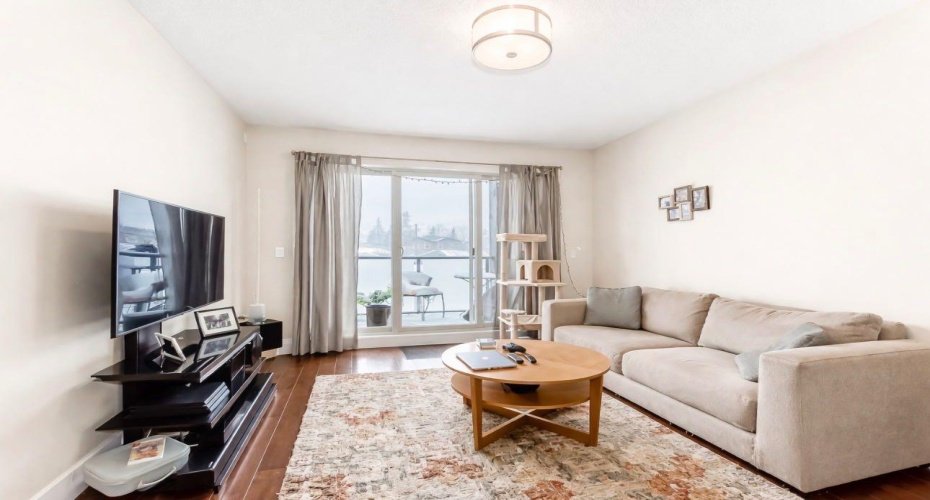 Virtually edited image. Shown to illustrate potential updates using the Seller’s paint and bedroom flooring incentive (up to $6,000). Actual finishes and results may vary.
