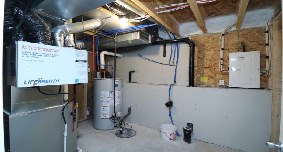 Basement utility room. Image from 443 Henricks Dr.