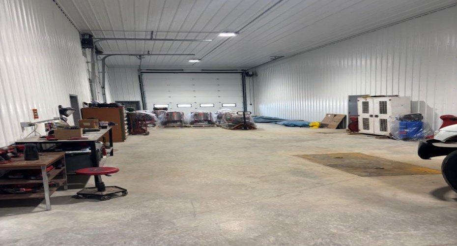 47017 21 Highway, Rural Camrose County, Alberta t4v2m9, ,Commercial,For Sale,21,A2287422