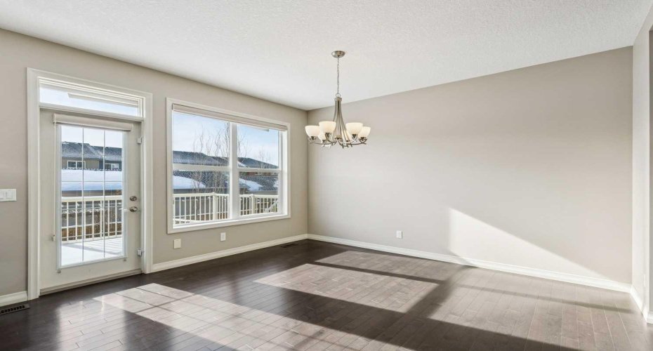 33 Sundown Grove, Cochrane, Alberta T4C 0X7, 3 Bedrooms Bedrooms, ,4 BathroomsBathrooms,Residential,For Sale,Sundown,A2286843