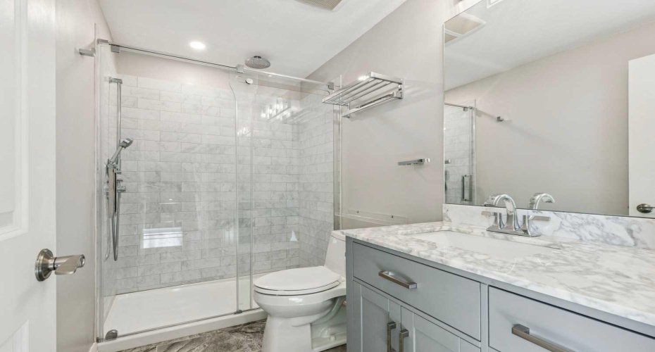 33 Sundown Grove, Cochrane, Alberta T4C 0X7, 3 Bedrooms Bedrooms, ,4 BathroomsBathrooms,Residential,For Sale,Sundown,A2286843