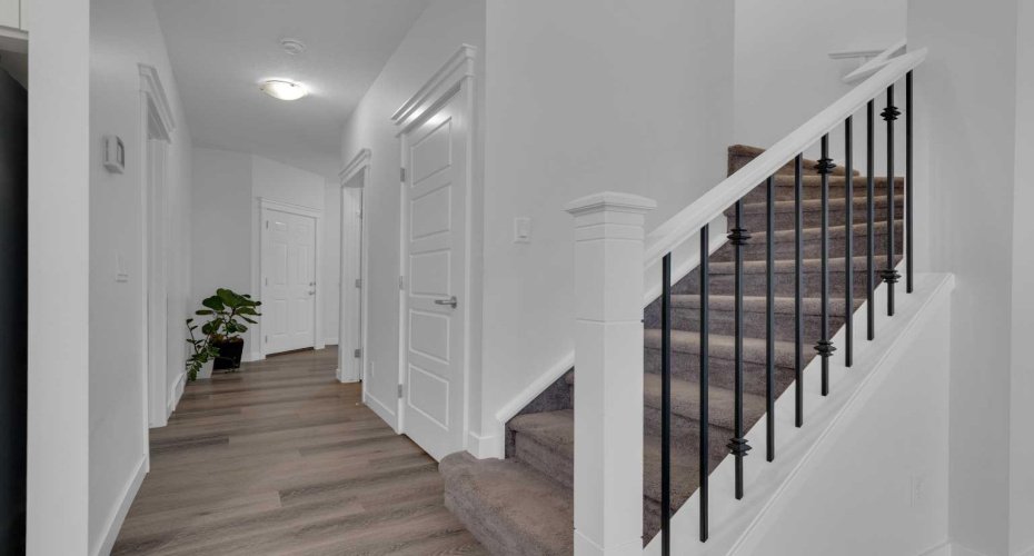 #208 Dawson Harbour Heights, Chestermere, Alberta T1X1Z9, 4 Bedrooms Bedrooms, ,3 BathroomsBathrooms,Residential,For Sale,Dawson Harbour,A2287283