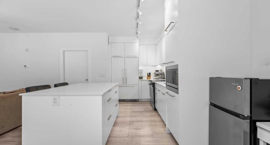 Built in designer panel ready energy-saving appliances