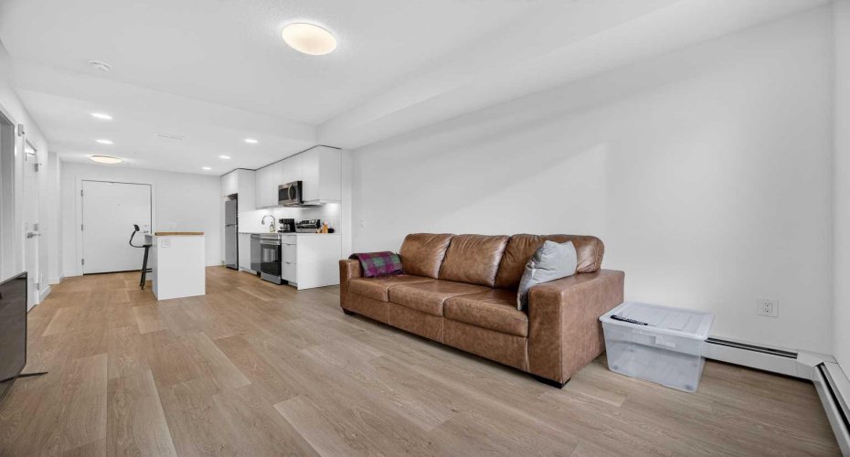 8500 19 Avenue, Calgary, Alberta T2A 0M8, 1 Bedroom Bedrooms, ,1 BathroomBathrooms,Residential,For Sale,19,A2282803