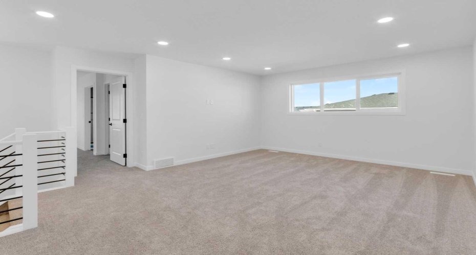 200 Starling Place, Calgary, Alberta T3P 2W2, 4 Bedrooms Bedrooms, ,3 BathroomsBathrooms,Residential,For Sale,Starling,A2284232
