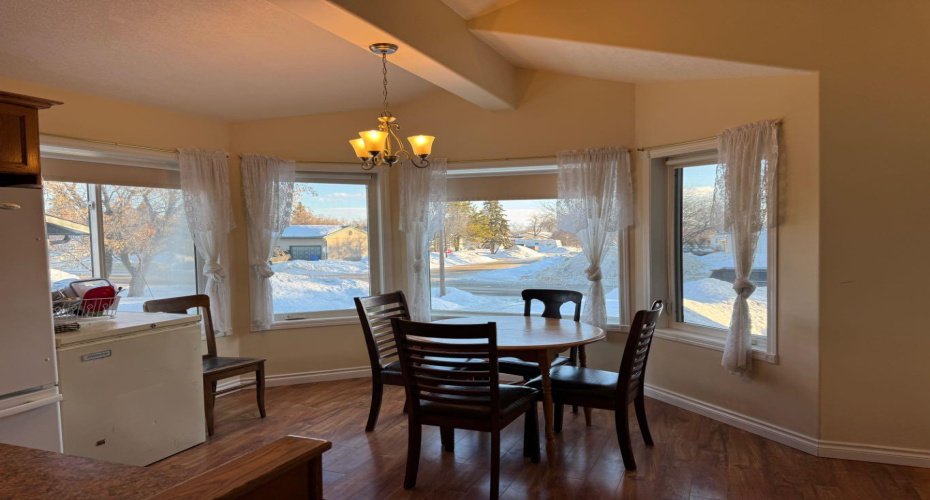11404 105 Avenue, Fairview, Alberta T0H 1L0, 5 Bedrooms Bedrooms, ,3 BathroomsBathrooms,Residential,For Sale,105,A2285581