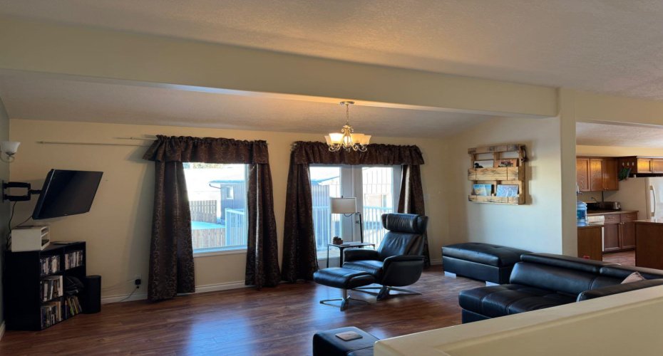 11404 105 Avenue, Fairview, Alberta T0H 1L0, 5 Bedrooms Bedrooms, ,3 BathroomsBathrooms,Residential,For Sale,105,A2285581