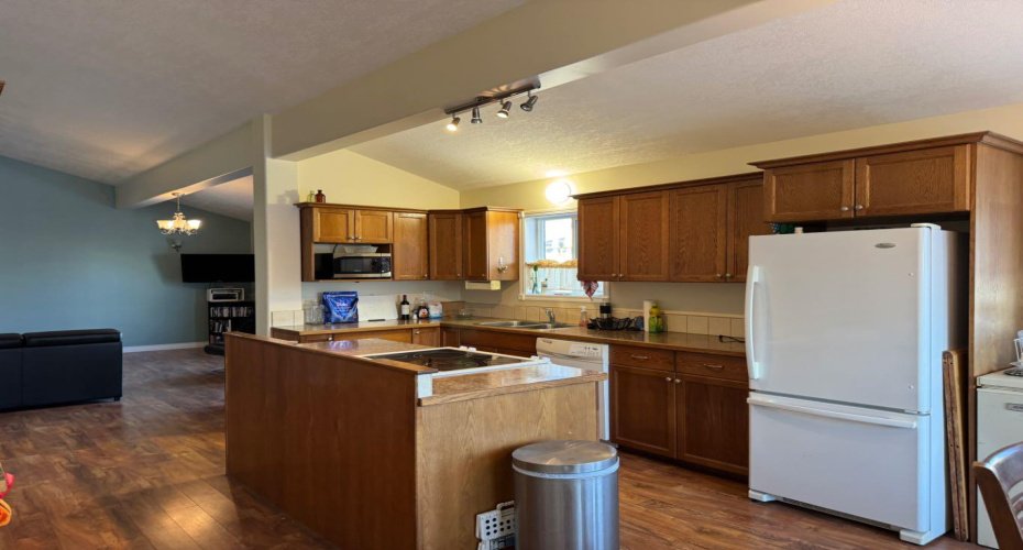 11404 105 Avenue, Fairview, Alberta T0H 1L0, 5 Bedrooms Bedrooms, ,3 BathroomsBathrooms,Residential,For Sale,105,A2285581