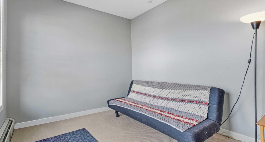 201 Sunset Drive, Cochrane, Alberta T4C 0H5, 1 Bedroom Bedrooms, ,1 BathroomBathrooms,Residential,For Sale,Sunset,A2287749