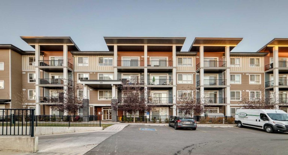 10 Walgrove Walk, Calgary, Alberta T2X 4E3, 2 Bedrooms Bedrooms, ,2 BathroomsBathrooms,Residential,For Sale,Walgrove,A2287789