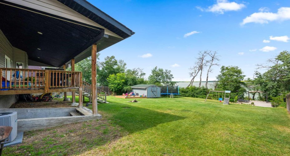 214 Hill Avenue, Greenstreet, Saskatchewan S9V 0X7, 4 Bedrooms Bedrooms, ,3 BathroomsBathrooms,Residential,For Sale,Hill,A2287838