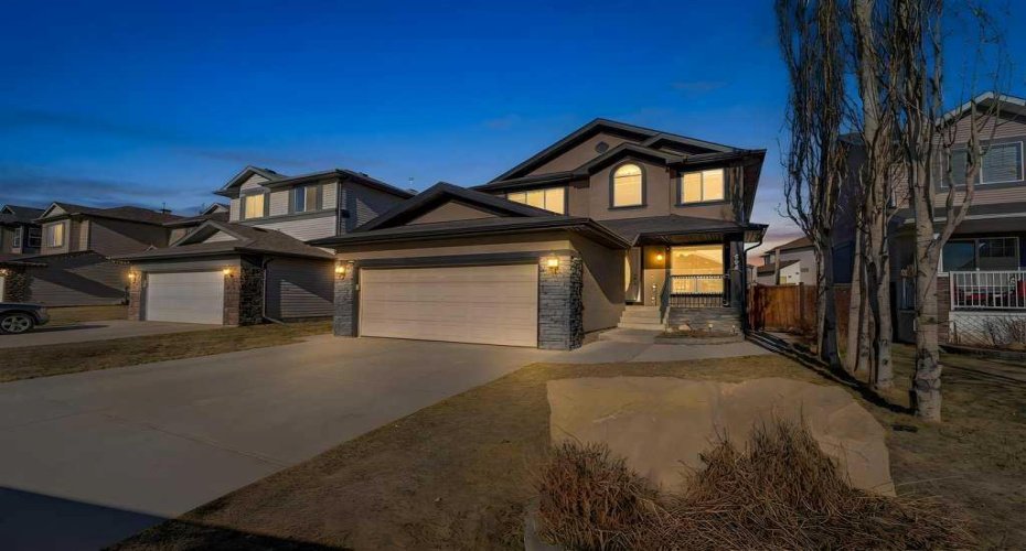 284 Hawkmere View, Chestermere, Alberta T1X 1T7, 4 Bedrooms Bedrooms, ,4 BathroomsBathrooms,Residential,For Sale,Hawkmere,A2287875