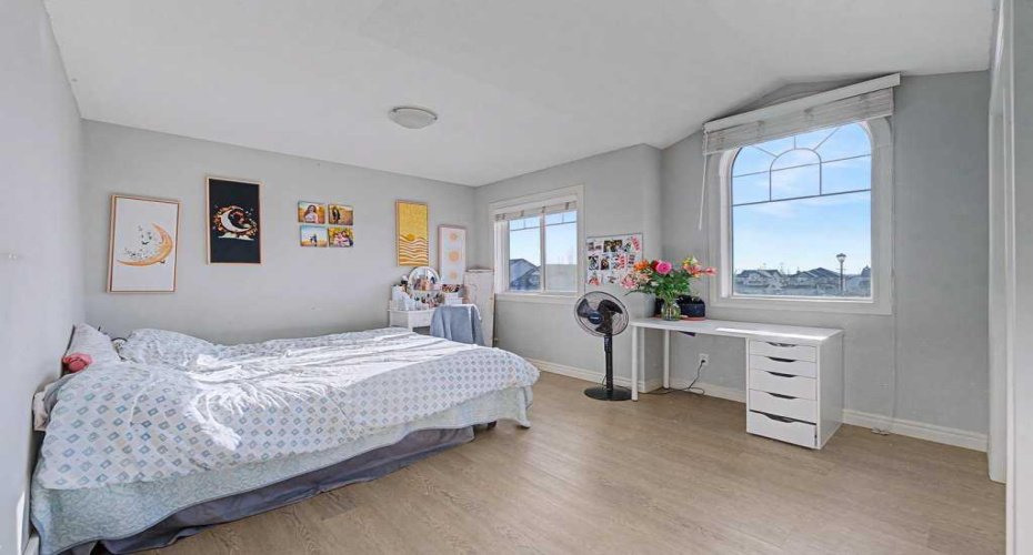 284 Hawkmere View, Chestermere, Alberta T1X 1T7, 4 Bedrooms Bedrooms, ,4 BathroomsBathrooms,Residential,For Sale,Hawkmere,A2287875