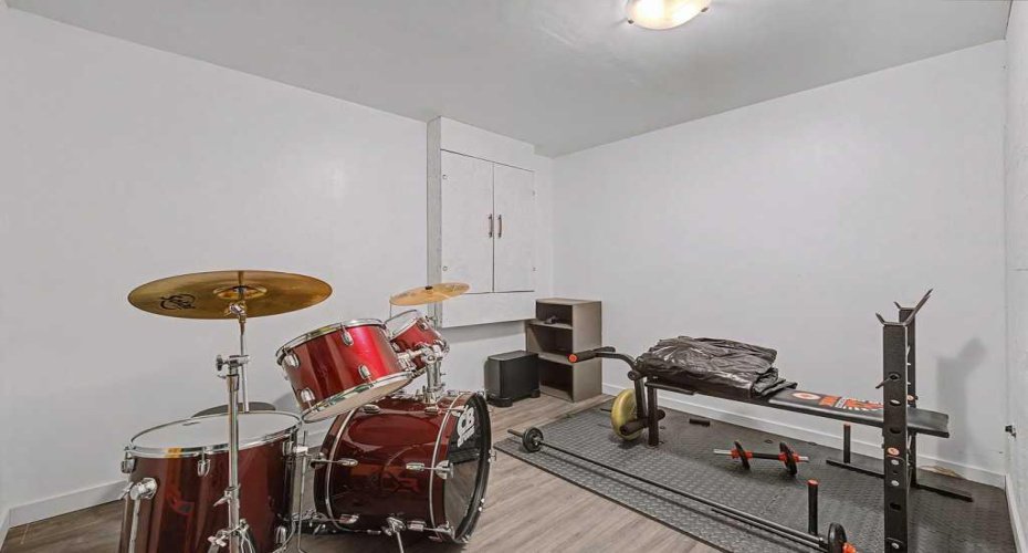 284 Hawkmere View, Chestermere, Alberta T1X 1T7, 4 Bedrooms Bedrooms, ,4 BathroomsBathrooms,Residential,For Sale,Hawkmere,A2287875