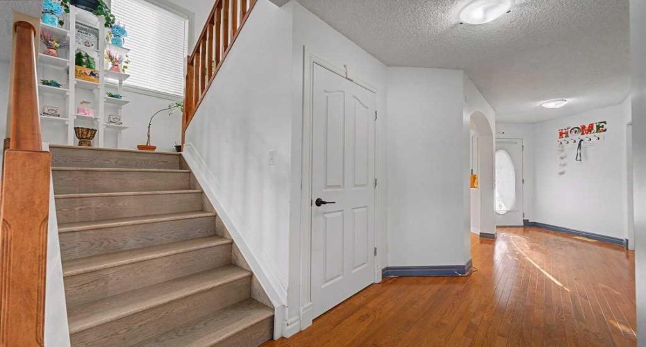 284 Hawkmere View, Chestermere, Alberta T1X 1T7, 4 Bedrooms Bedrooms, ,4 BathroomsBathrooms,Residential,For Sale,Hawkmere,A2287875