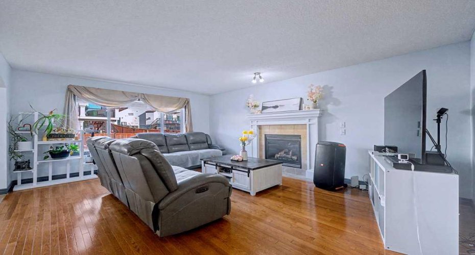 284 Hawkmere View, Chestermere, Alberta T1X 1T7, 4 Bedrooms Bedrooms, ,4 BathroomsBathrooms,Residential,For Sale,Hawkmere,A2287875