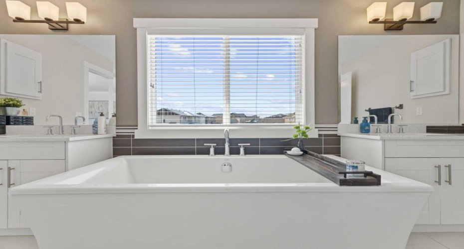 5 Cimarron Springs Circle, Okotoks, Alberta T1S 0M1, 4 Bedrooms Bedrooms, ,4 BathroomsBathrooms,Residential,For Sale,Cimarron Springs,A2287830